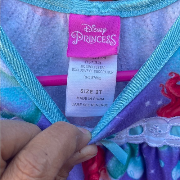 🌈 Disney Princess Arial Nightgown Sz 2T Bubbles Pjs - Picture 5 of 6